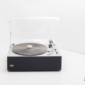 Platine vinyle braun PS410