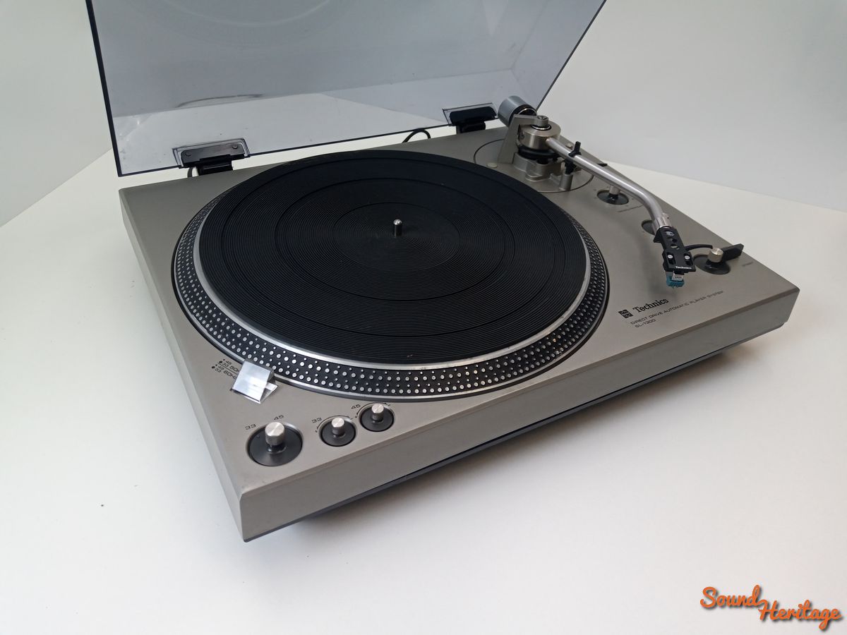 Platine vinyle Technics SL-1300