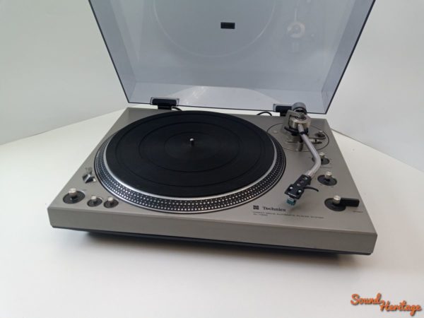 Platine vinyle Technics  SL-1300