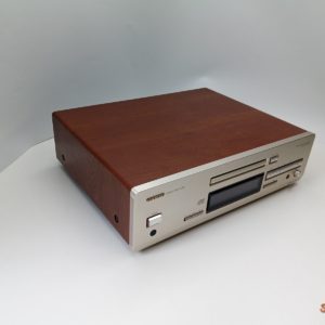 Platine-CD-onkyo-integra-C729