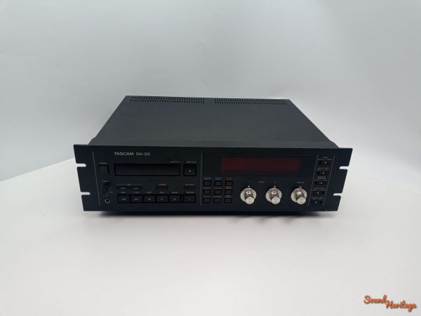 Lecteur DAT Tascam DA-30